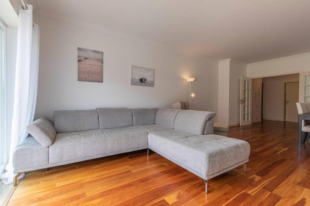 Stunning Apartment W/ Pool Cascais Kültér fotó